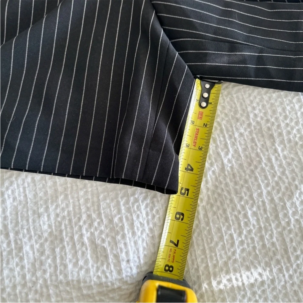 Express Black and White Pinstripe Women Dressy Shorts with Elastic Waistband - Picture 9 of 9